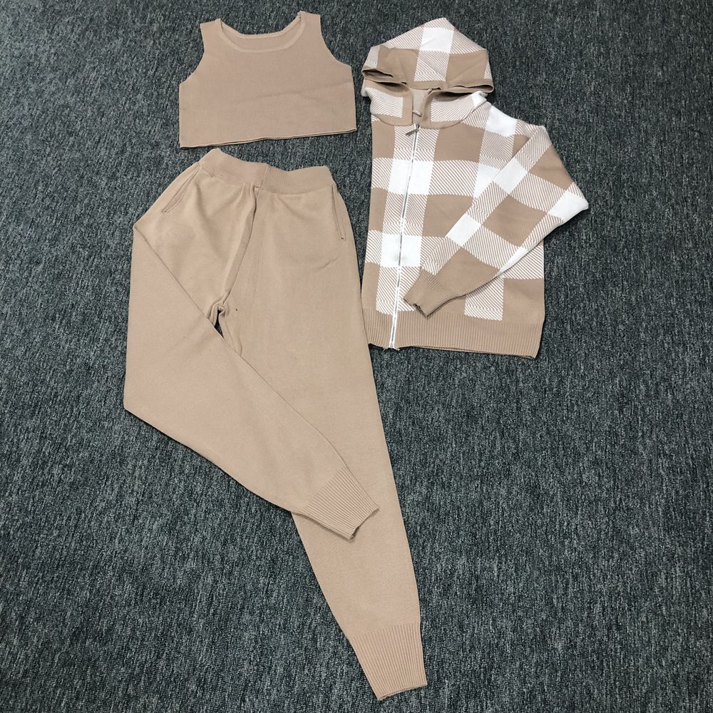 sports fashion whole sale sweater jogging suit hoodied tracksuit women jogging suits