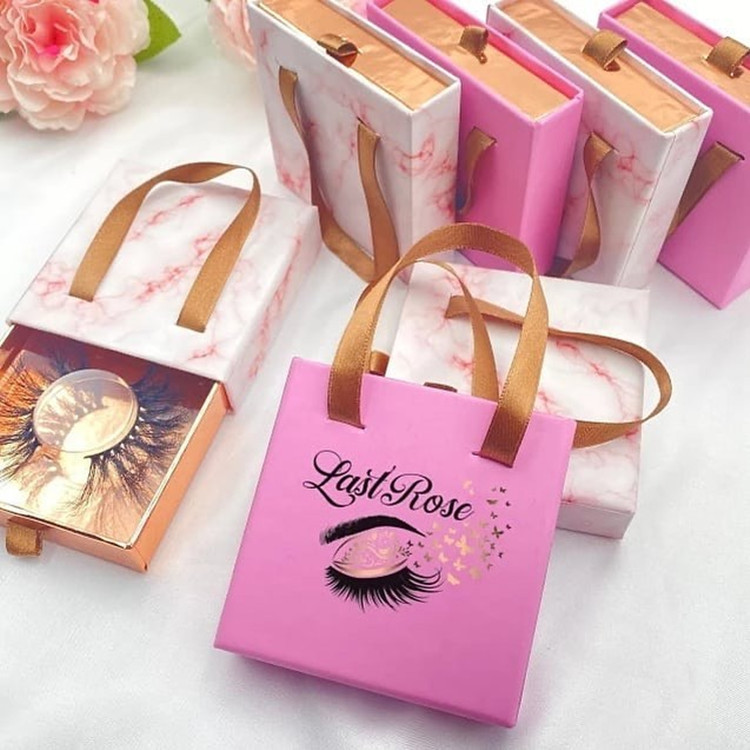 CHARMLASH wholesale Fake 3D Mink Eye lashesh lash trays book lahes Packaging Box natural eye lashes 25mm false 3d mink eyelashes
