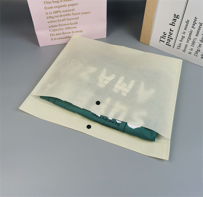 TGBA-8D040 Non woven garment packaging bag button clothing bag environmental protection clothing bag