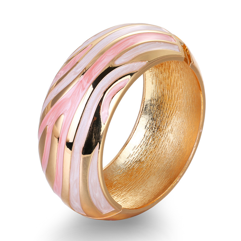 Wholesale Gold Plated Multi Color Enamel Wide Cuff Bracelet Europe Exaggeration Excellent Quality Enamel Printed Bracelet