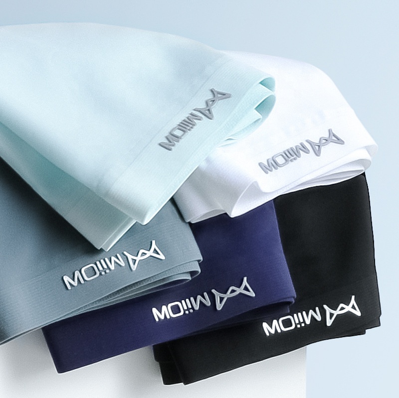 Solid Boxer Shorts Breathable Ice Silk Graphene Seamless Four Corner Anti-Bacterial Men Underwear
