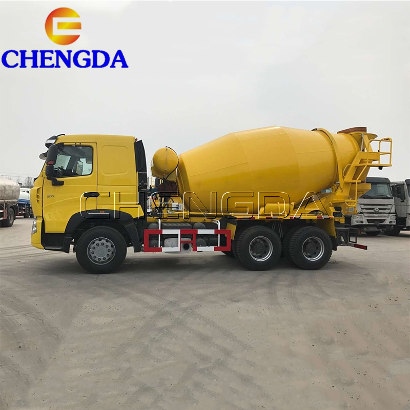New 3 Axles High QualitySelf Loading Concrete Mixer Truck With A7 Face For Sale