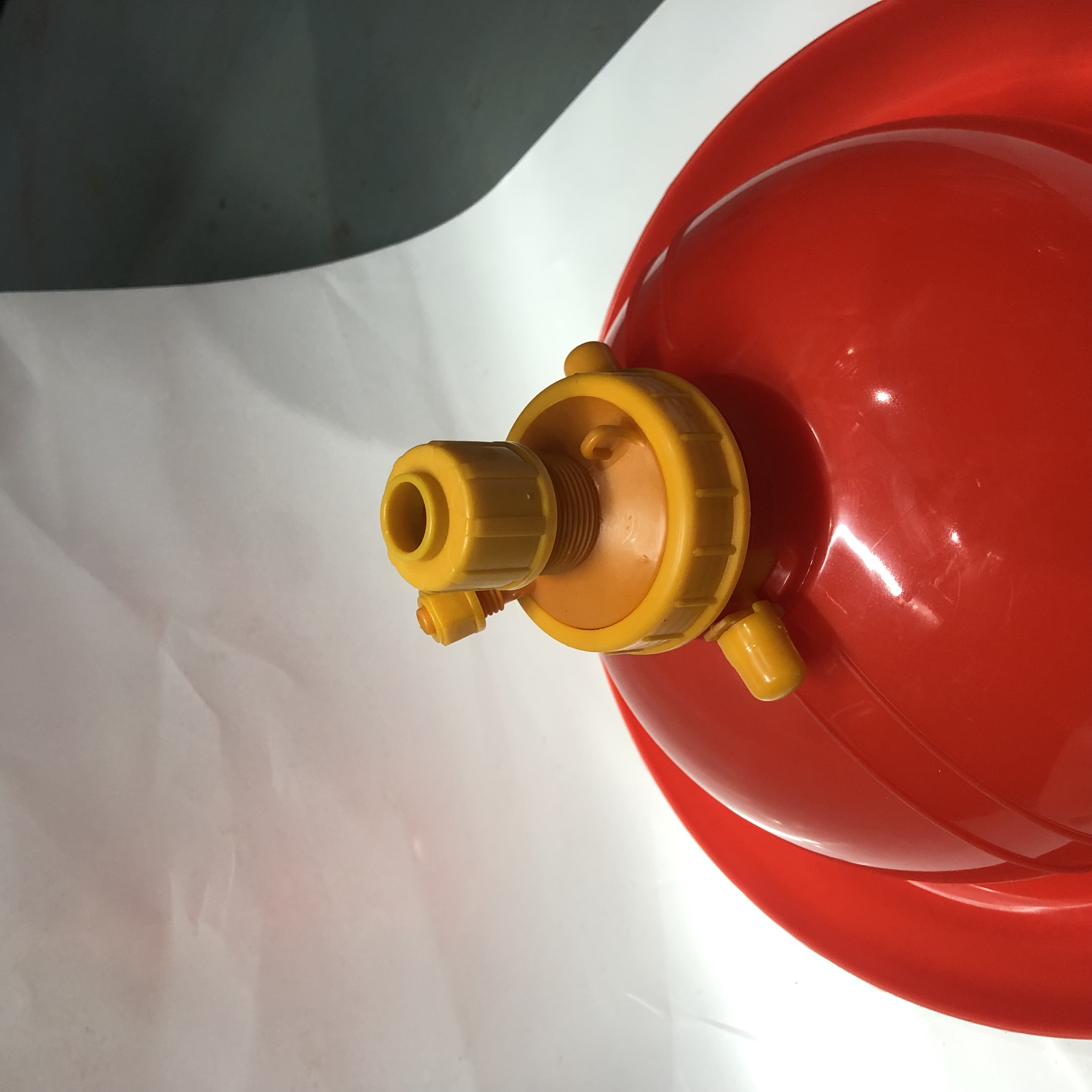 Hot Pulason Type Chicken Drinker New Automatically Fed Water Chicken for Poultry Farm Farm Industries Core Component Material