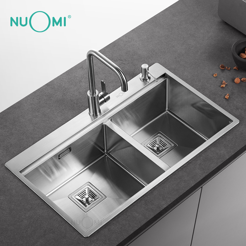 NUOMI NORTH Series SUS304 Small R Angle Kitchen Sinks with Square Plunger