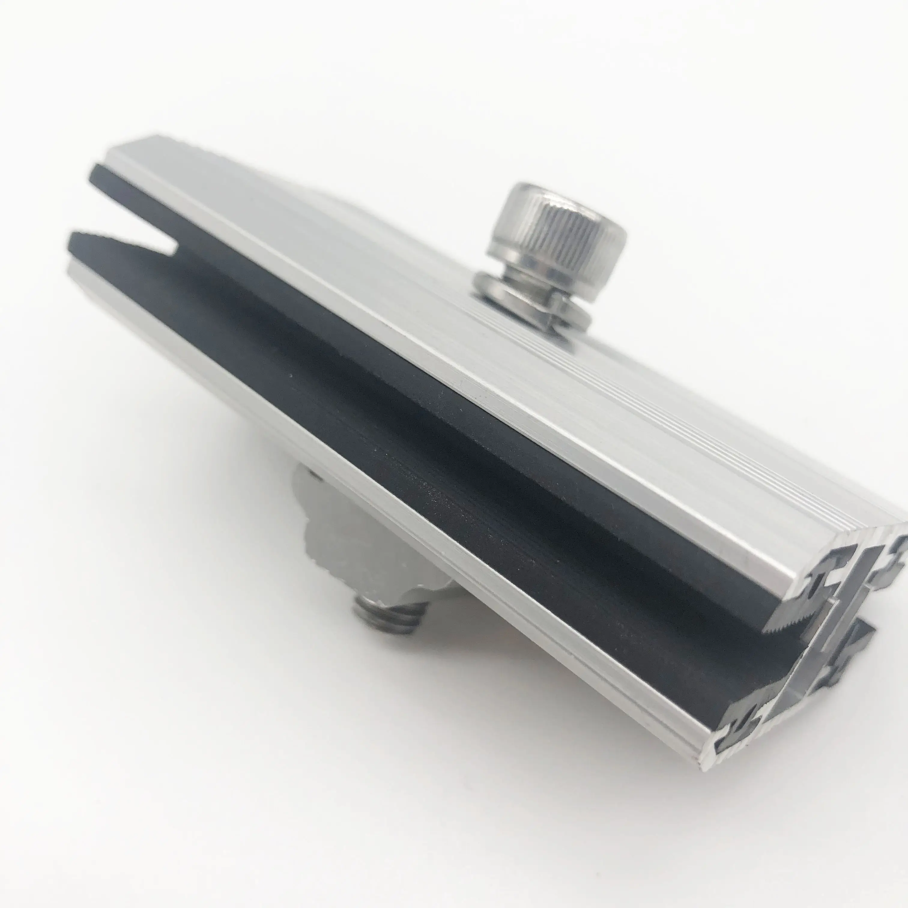 Factory price Manufacturer Supplier Aluminum Thin Film Mid Clamp