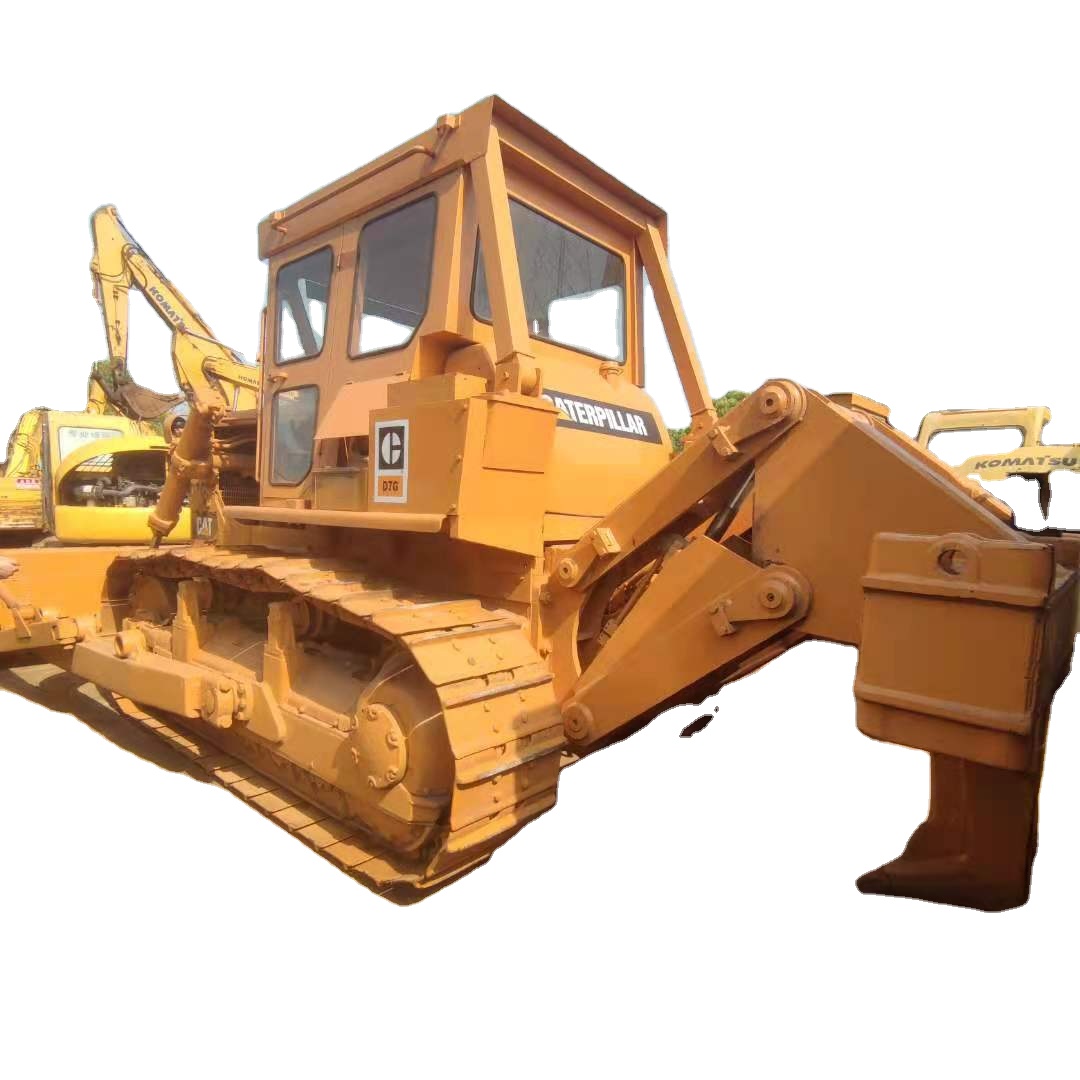 Bull Dozer CAT original Japan D7G with low working hours and high operating efficiency