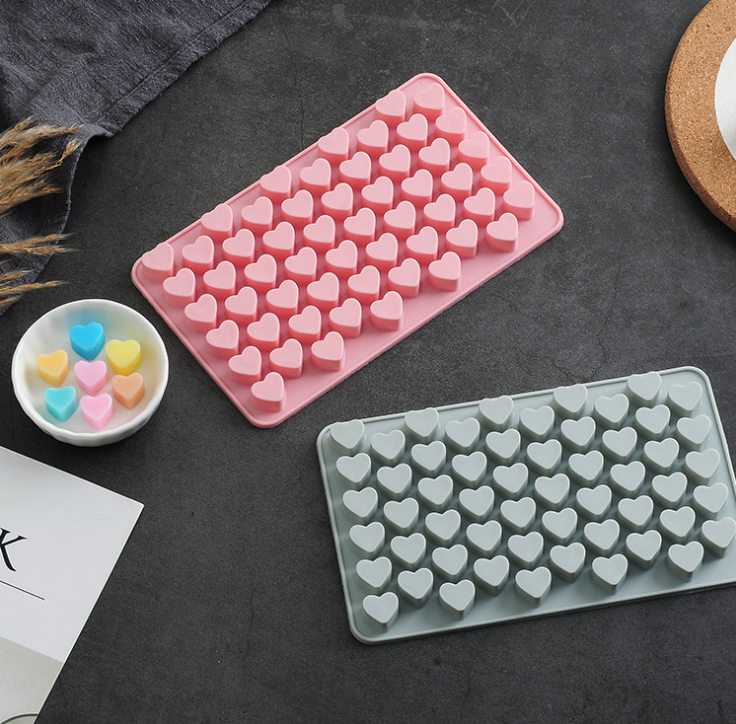 Wholesale Food Grade Colorful Interesting Heart Shape Cake Molds Silicone Cake Baking Molds