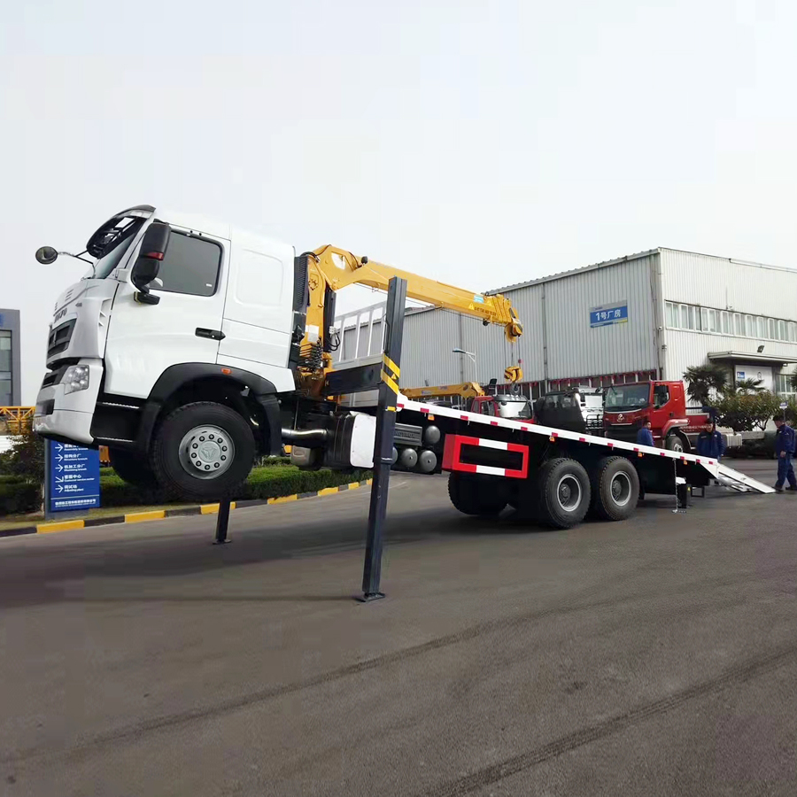 SINOTRUK HOWO 10-колесный 6X4 самозагружающийся грузовик с краном 10T