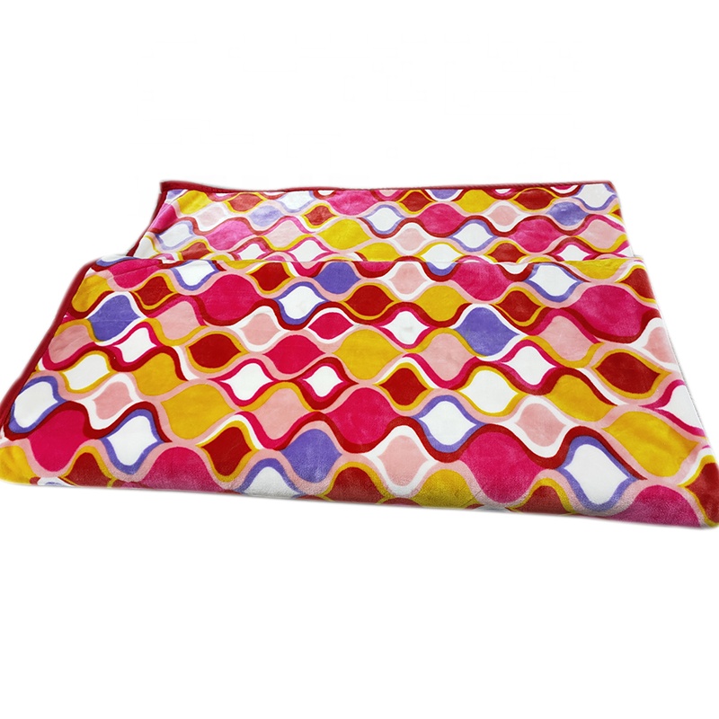 Household Items cheap solid color flannel blanket with Sherpa customized Print 100% polyester blanket mink