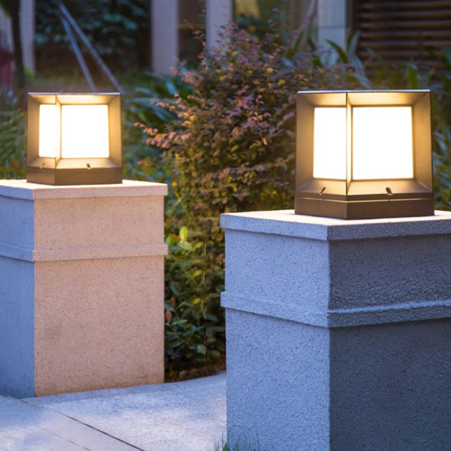 Solar Garden Post Gate Light Outdoor Villa Front Door Fence Solar Pillar Light Landscape Pathway Lawn Deck Solar Lamp