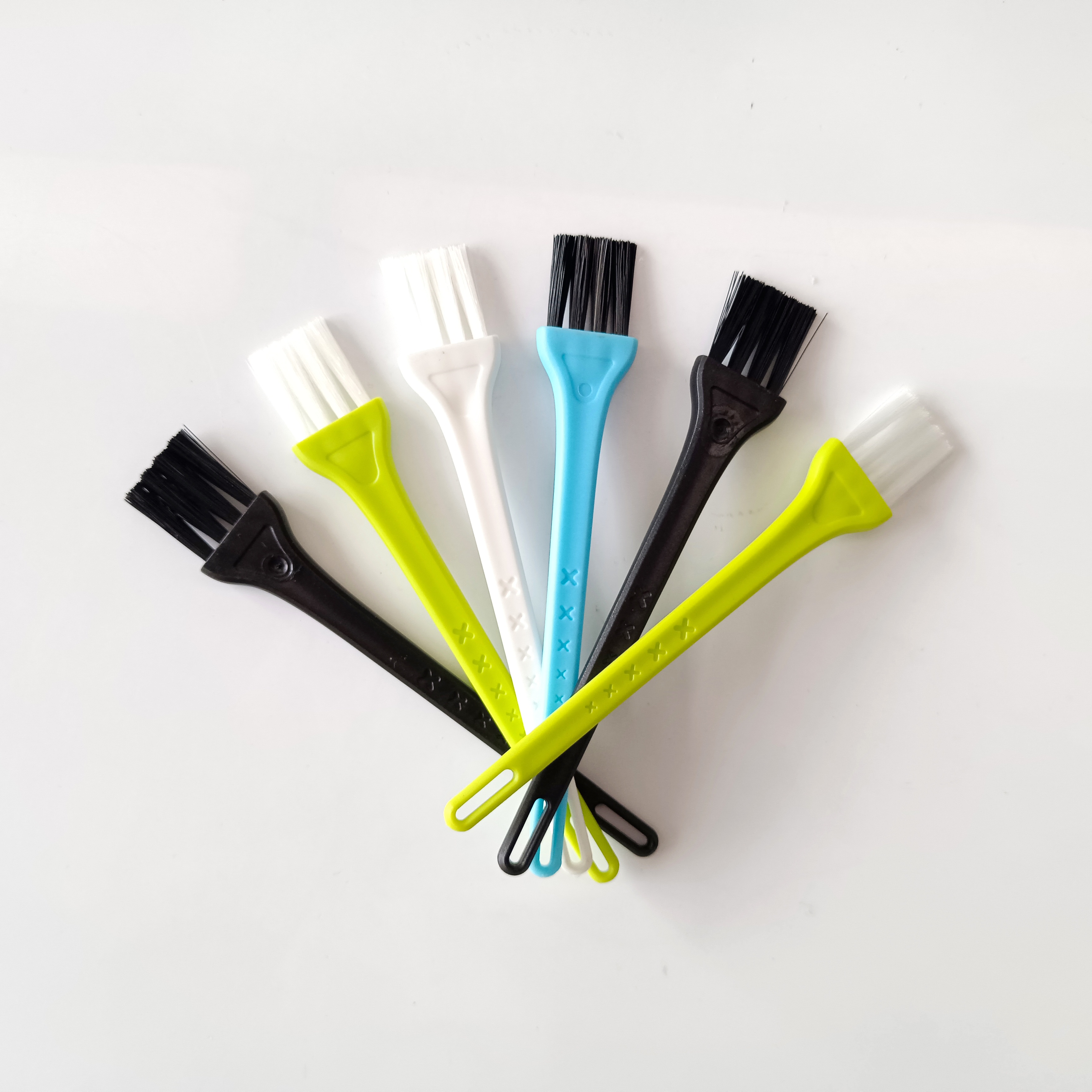 Modern Eco-Friendly PP Plastic Mini Brushes for Kitchen Cleaning with Colorful Design