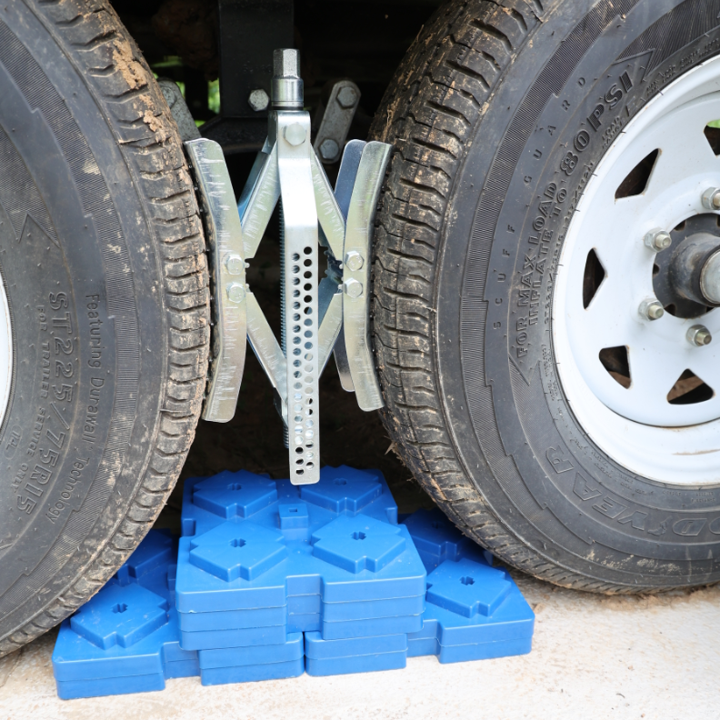 UV Protection PP Plastic RV Caravan Leverller Pads RV Leveling Blocks for Trailer Campervans Camper Stabilization