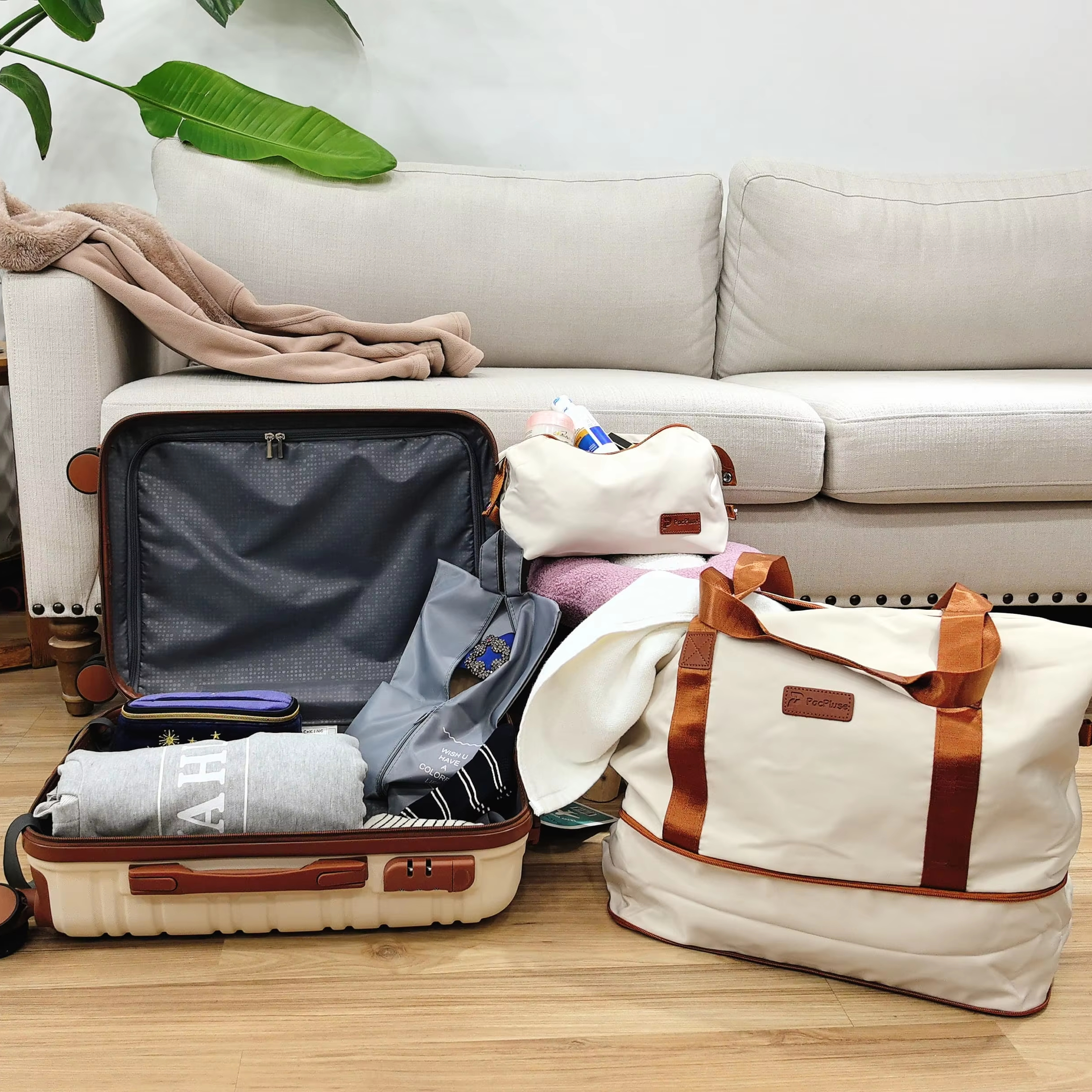 20 inch travel luggage bags with wheels, including one cosmetic bag and one duffel bag.