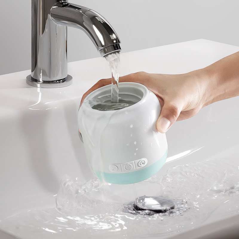 Promote Baby Products 2025 New Baby Product Multi-function Portable Baby Bottle Milk Warmer Feeding Supplies with Battery Power