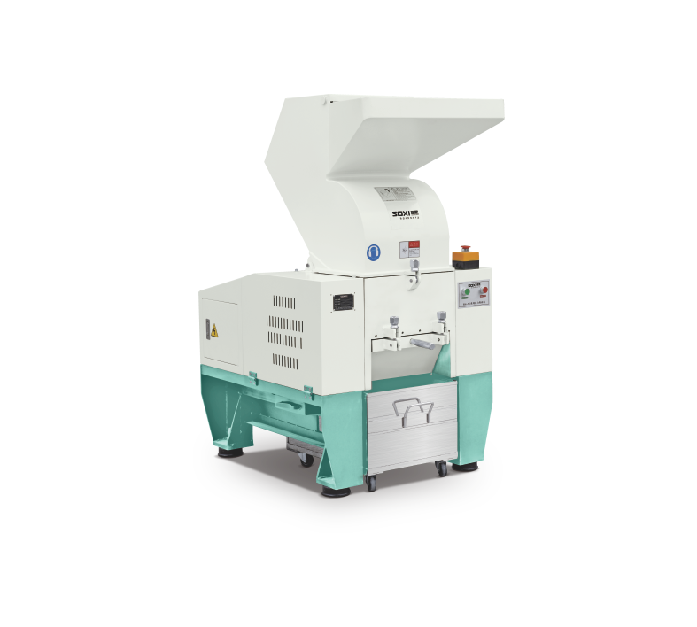 powerful high speed sound proof plastic crushing recycling granulator next to injection machine with paddle or claw blade