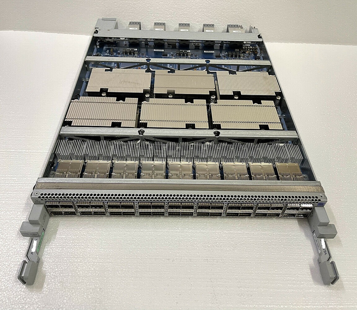 DCS-7500RM-36CQ-LC 7500RM Series 36-Port 100G QSFP100 W/ MACsec Line Card