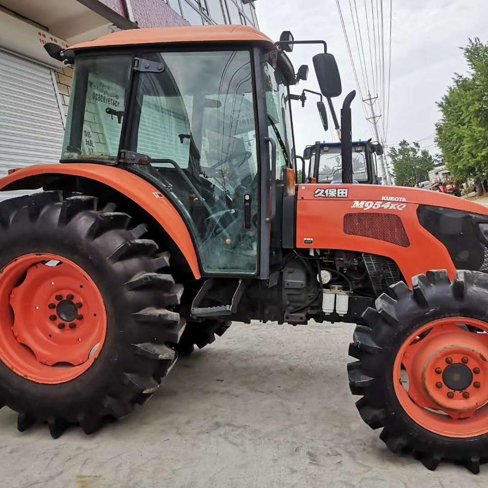 Тракторы японского бренда на продажу