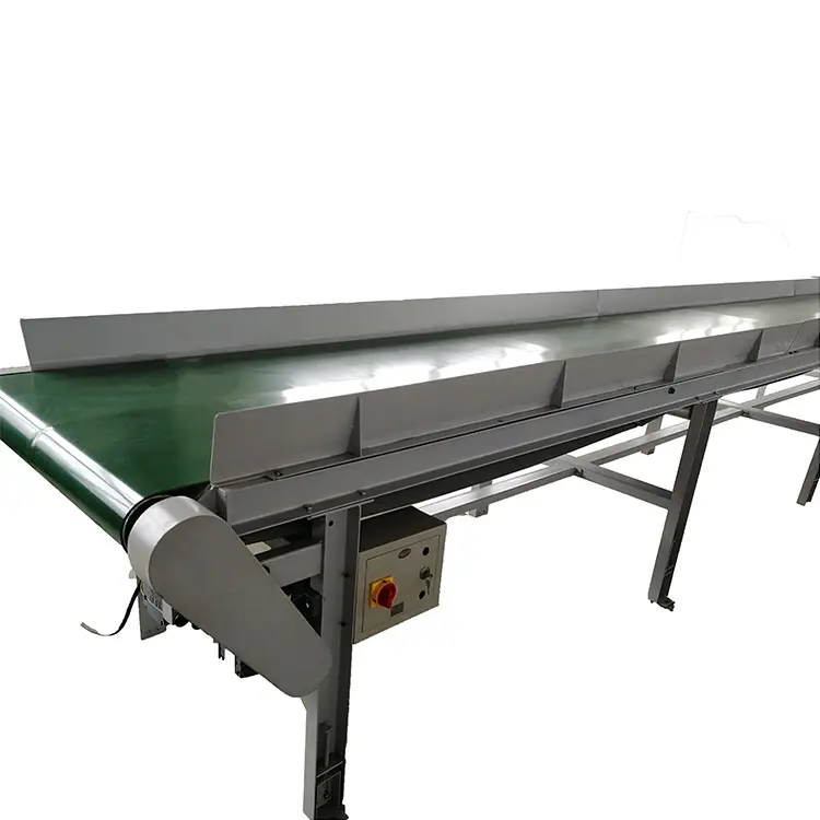 Heavy duty flat belt conveyor system timber and board conveyor with side fence