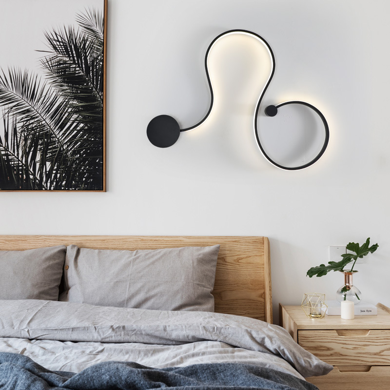 Creative Indoor Decoration Led Modern Aluminum Rgb Warm Light Minimalist Snake Line Wall Lamps for Living Room Sofas Bedroom