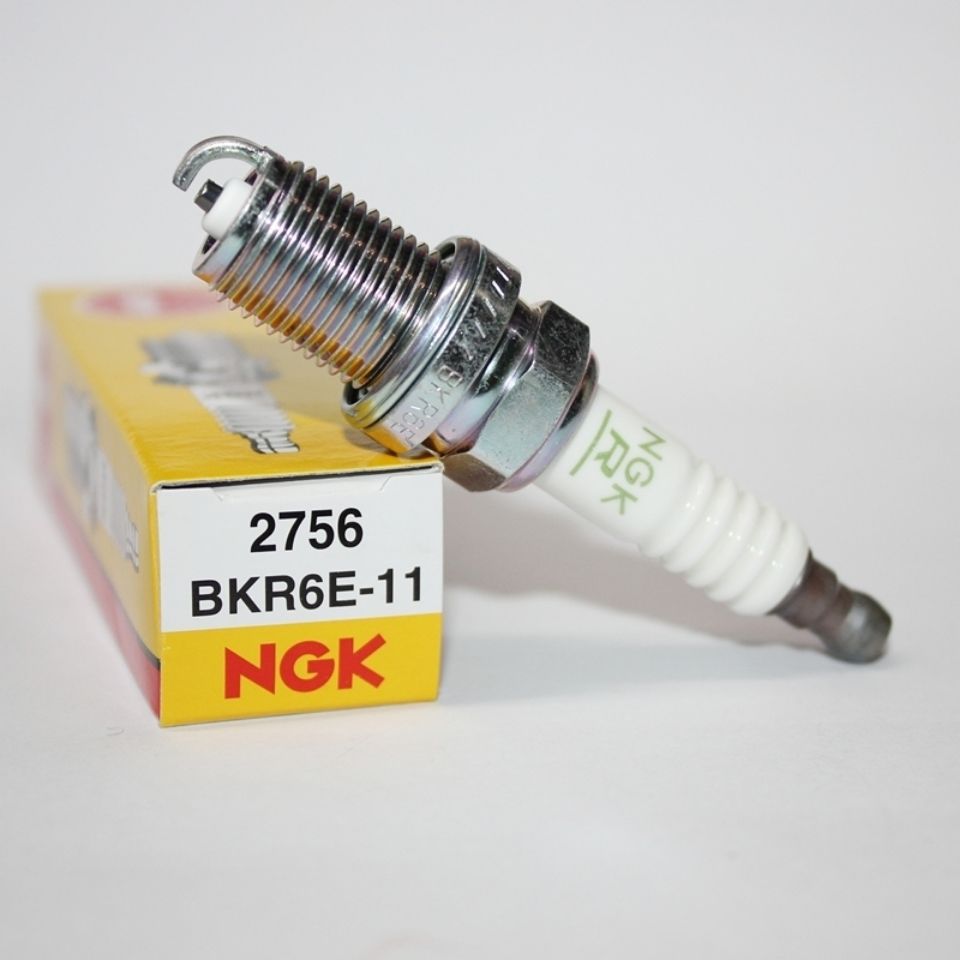 BKR6E-11 2756 Япония оригинальная Свеча зажигания высокое качество никелевый сплав Свеча зажигания M96130723/BKR6E-11/BKR5E-11 #6953 с сопротивлением