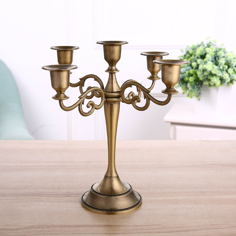 European Candlestick Retro Household Aromatherapy Table Candlestick Candlelight Dinner Decoration Light Luxury Nordic Ornaments