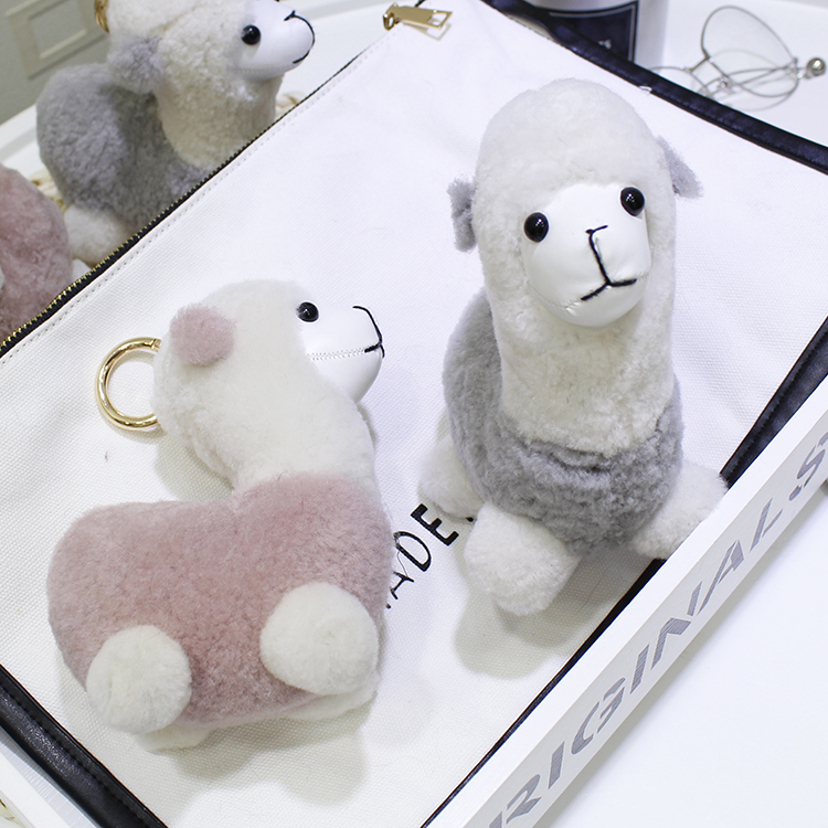 Cute Soft Natural Sheep Sheared Animal Keychains Gift Fur Alpaca Key Chain for Bags