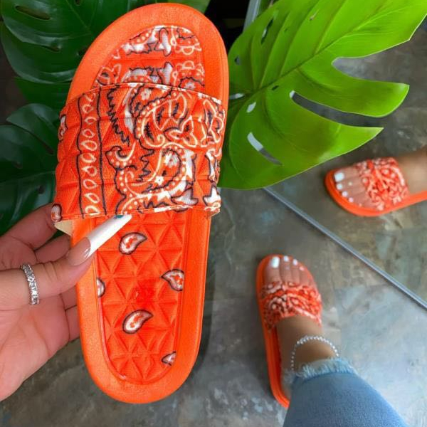 Summer 2021 New arrival lady beach slide New style Slippers Women flat bandana sandals women
