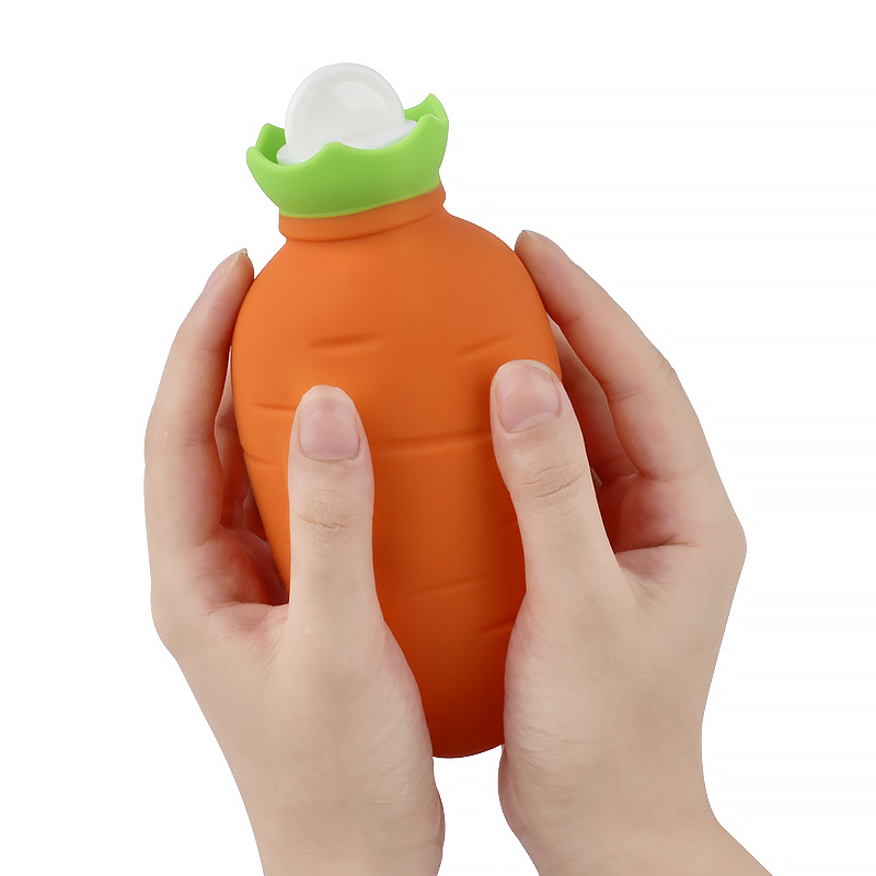 2021 Hot Selling Hot Water Bags Carrot-Shaped Silicone Water Injection Warm Water Bag