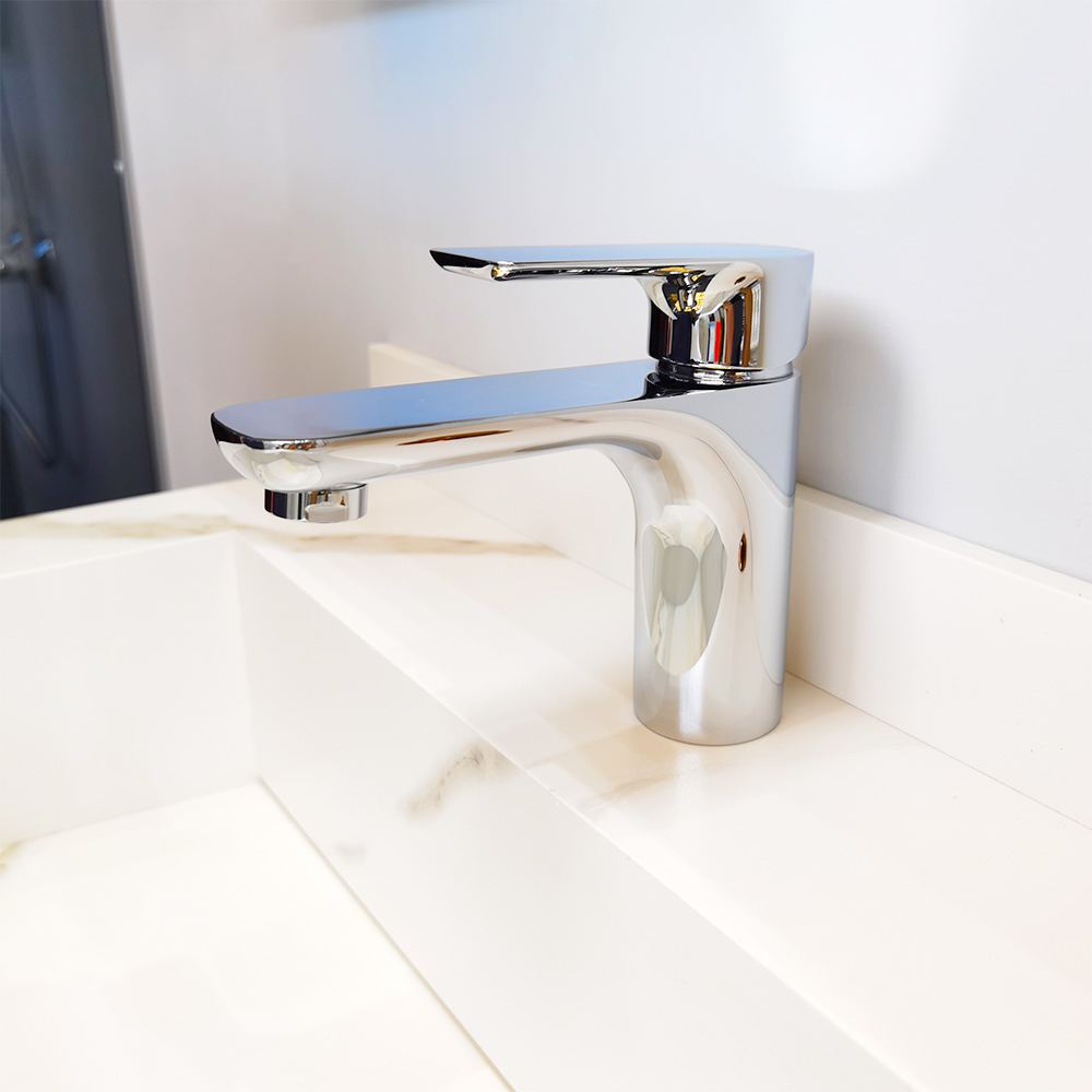 cupc bathroom sink wash chrome plating brushed brass sus 304 zinc Alloy hot cold water basin faucets mixers for bathroom basin