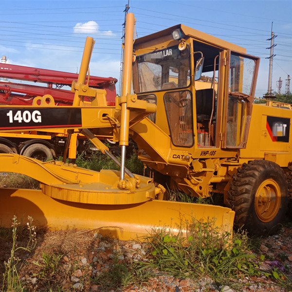 Распродажа, б/у автогрейдер cat 140 г в Шанхае