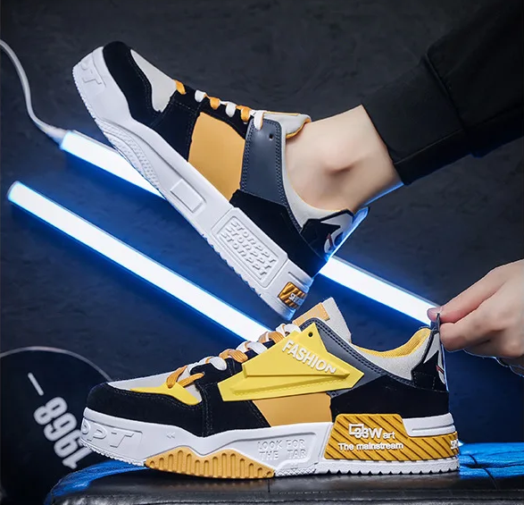 Mens Shoes 2024 New Foreign Trade Special Funds Leisure Sports Shoes Thick Sole Height Increasing Leather Surface Board Shoes