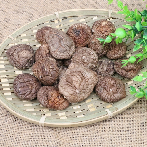 Китайское профессиональное производство сушеных сухих грибов Shiitake