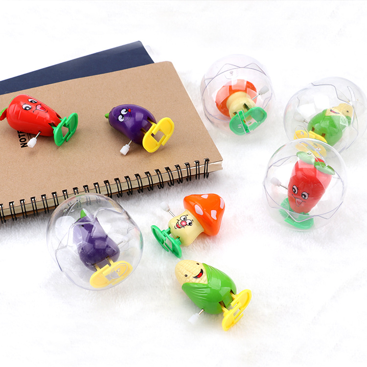 Novelty funny animal cartoon shape wind up toys jumping up toys