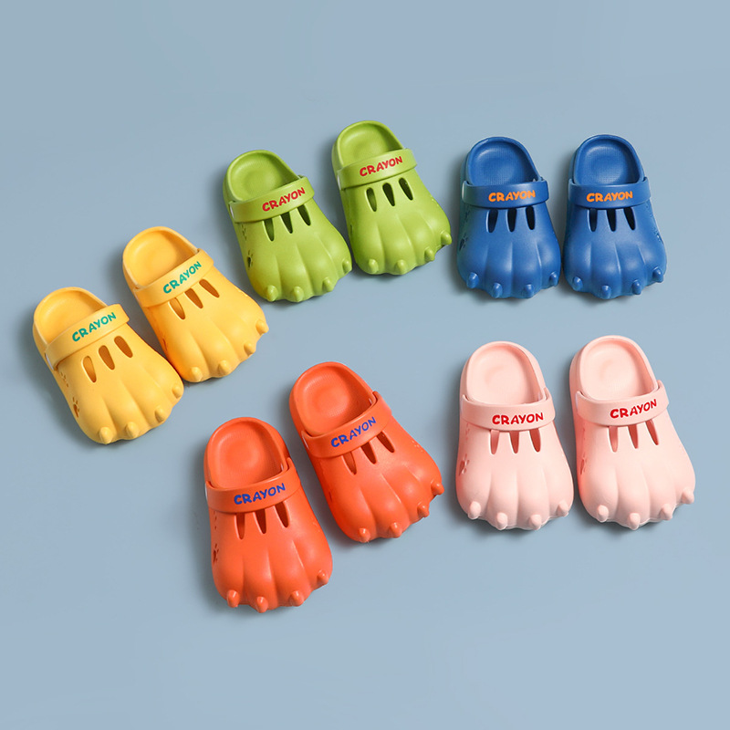 Three dimensional dinosaur claw hole shoes children's EVA slippers summer home Non Slip soft bottom baby cool children's sandals