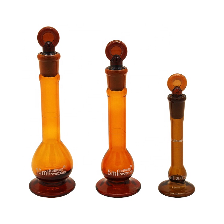 Laboratory borosilicate glass volumetric flask
