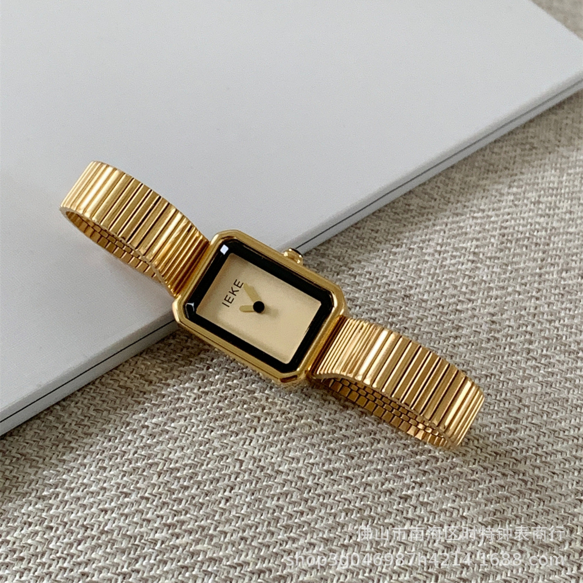 Fashion Retro No-seconds Design Steel Strap Watch for Women Niche Antique Style Watch