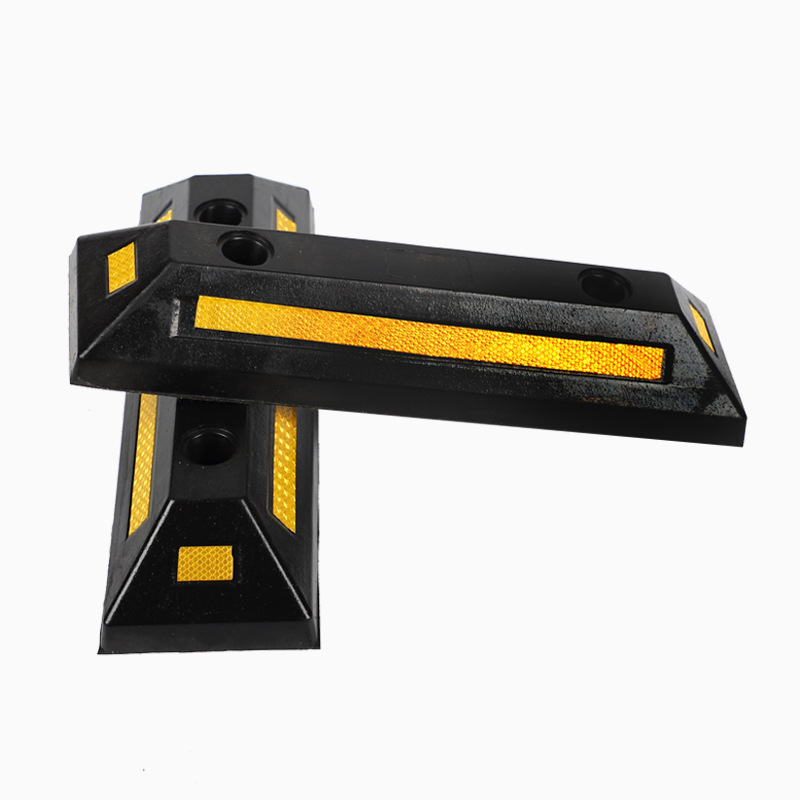 Hot Sale Parking Stop Car Rubber Wheel Alignment Car Garage Car Stopper