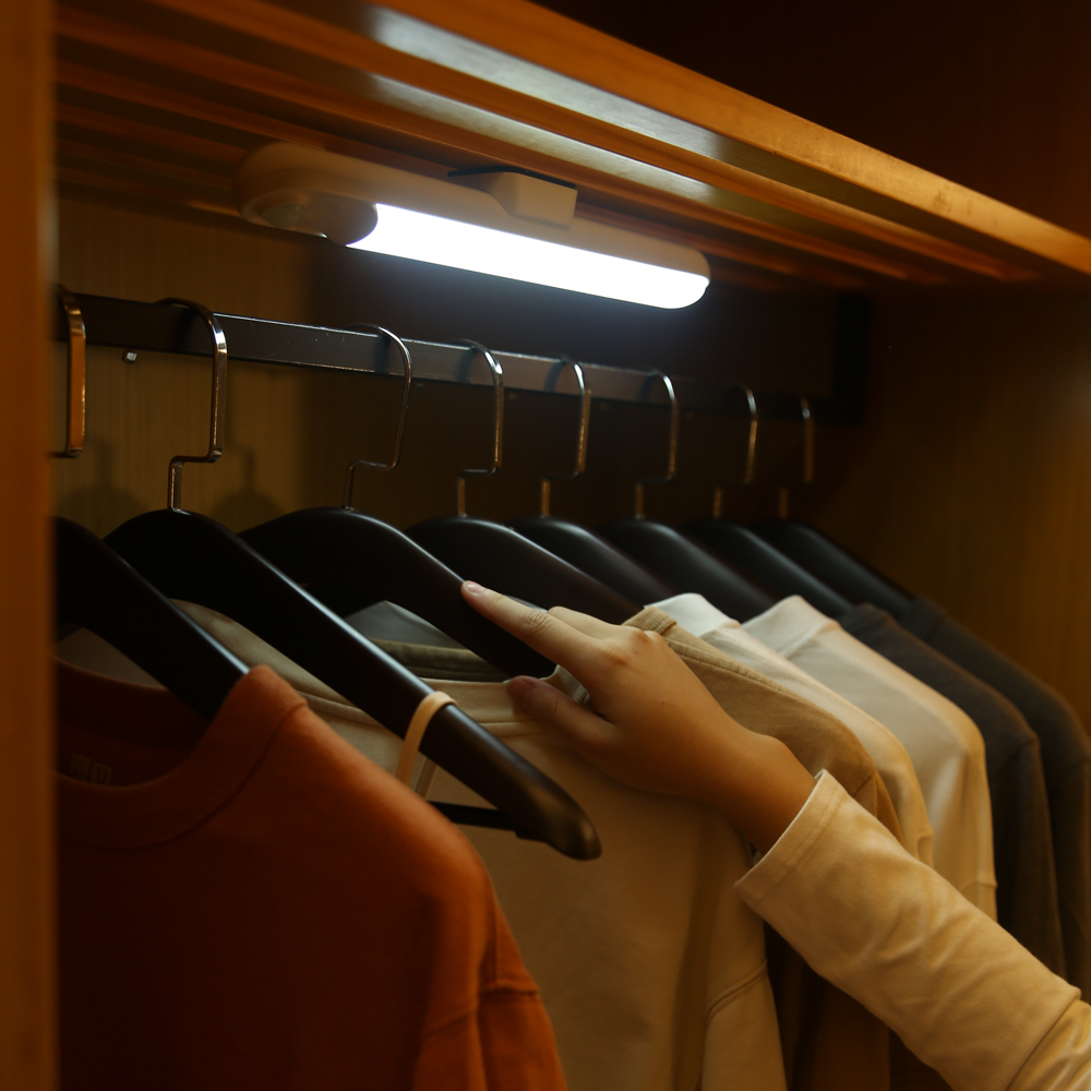 Modern high lumen adjustable angle desk Lamp 3-step touch function reading Led Table Lamp