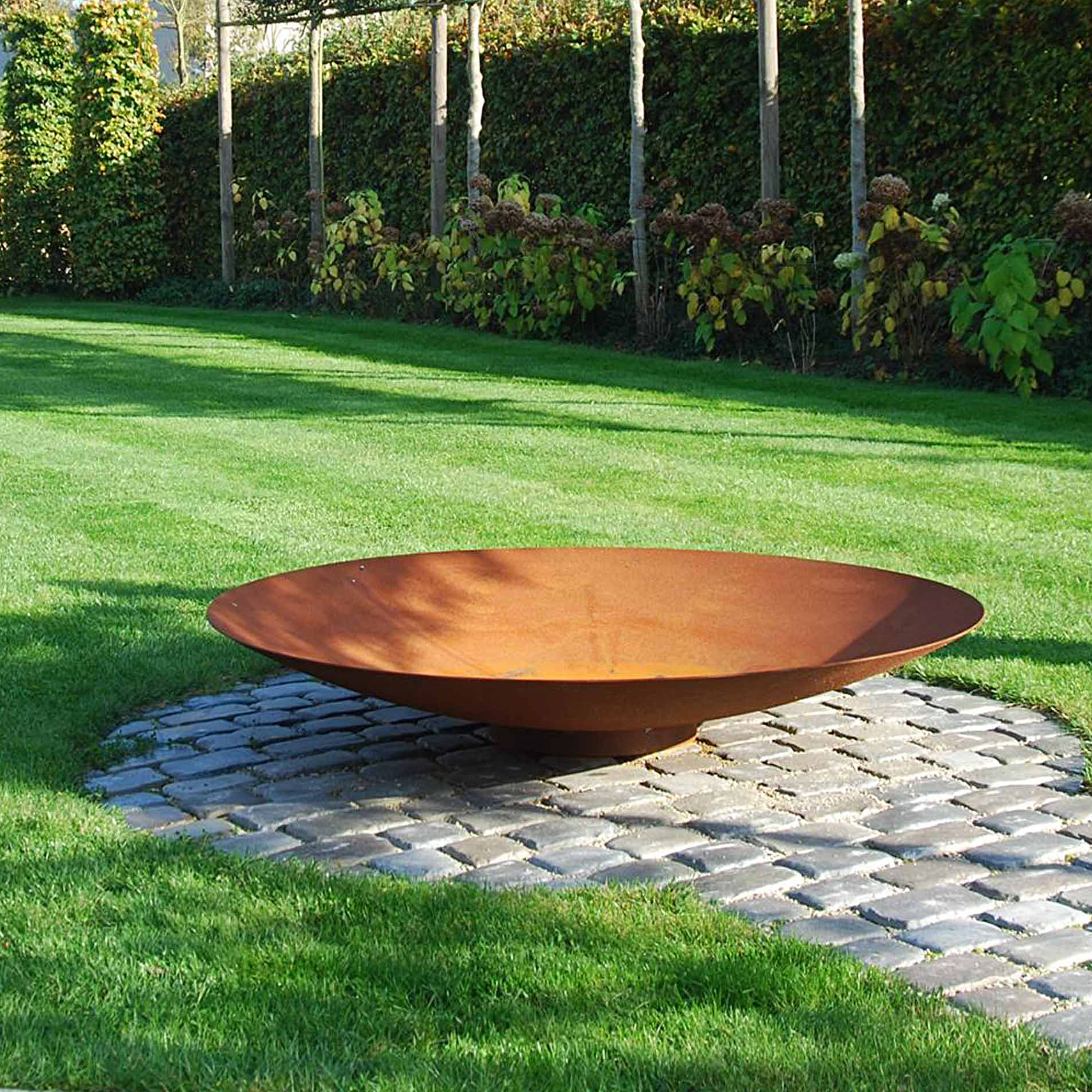 Кортеновые стальные чаши для воды на заказ Firebowl