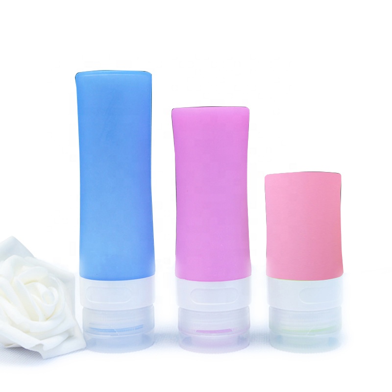 Simple travel bottles cosmetics toiletries and portable travel bottles which can be taken on the plane and high-speed rail