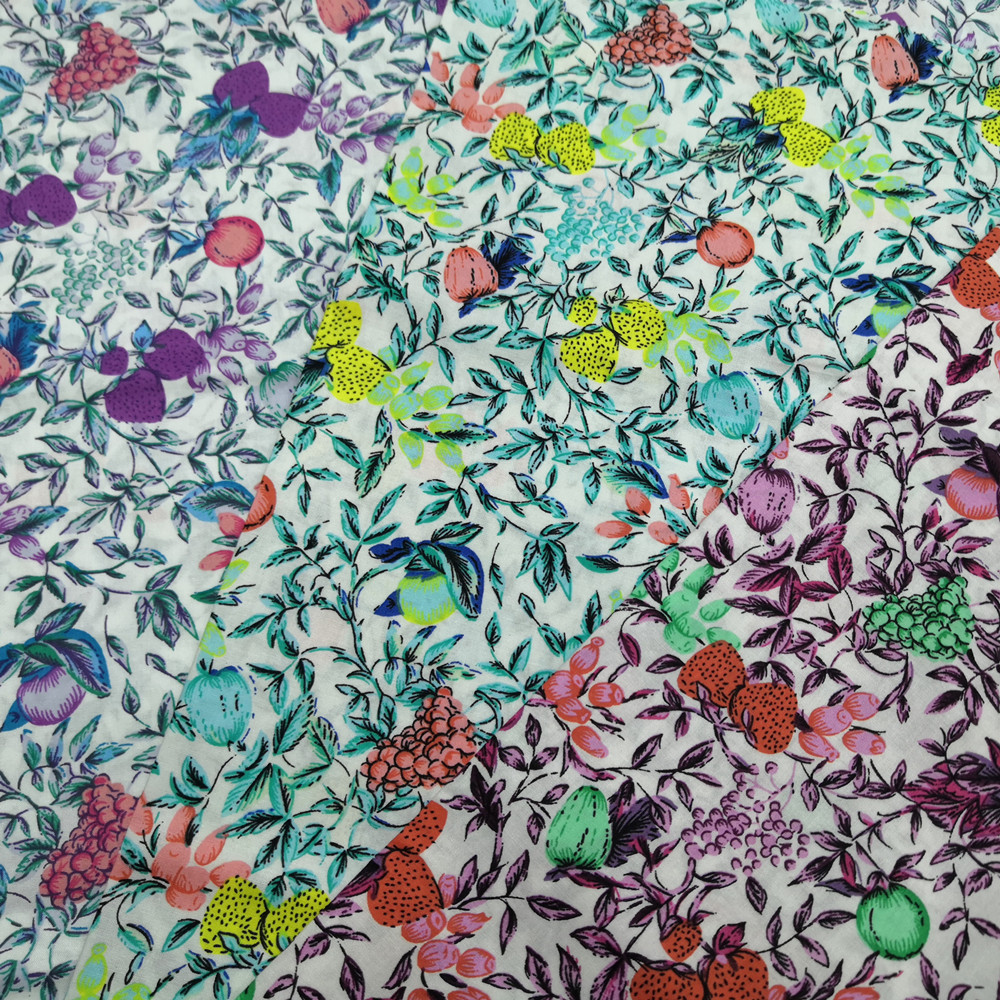 Factory Supply Durable Printing Wove High Density Poplin Cotton Fabric Soft Shirt Dresses Printing Cotton Fabric