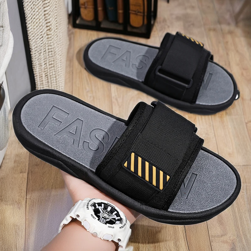 High Quality Brand New Men Casual Slippers Sandals Outdoor Beach Shoes Clogs Designer EVA Soft Bottom Summer Men Home Slippers