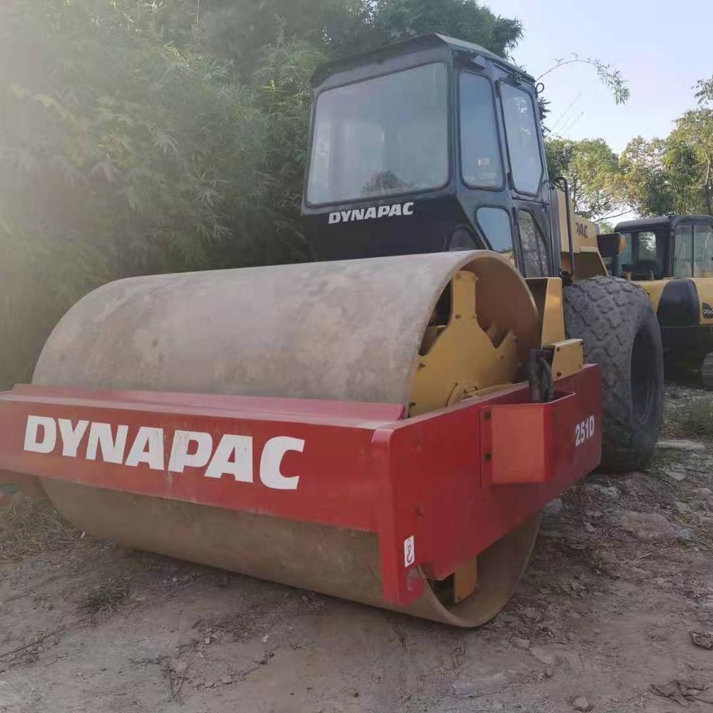 Подержанный Dynapac дорожный каток CA251D одинарная сталь/Уплотнители pc01