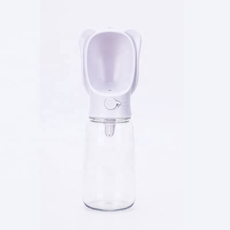 Бутылка для воды для собак 2020New Design горячая Распродажа для прогулок на открытом воздухе для домашних животных диспенсер для воды 550 мл бутылка для воды для путешествий для домашних животных