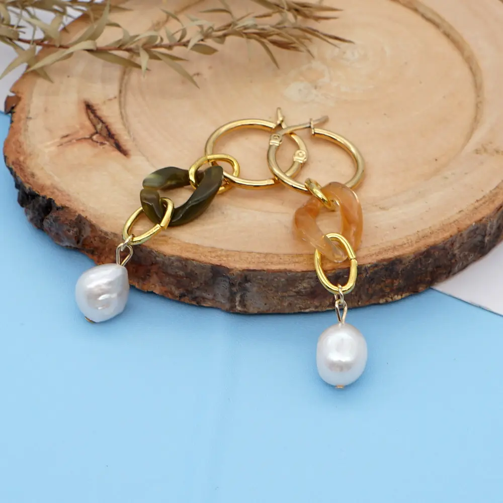 Handmade stainless steel hoop with acrylic geometric irregular drop earrings   Hot selling freshwater pearl drop earrings