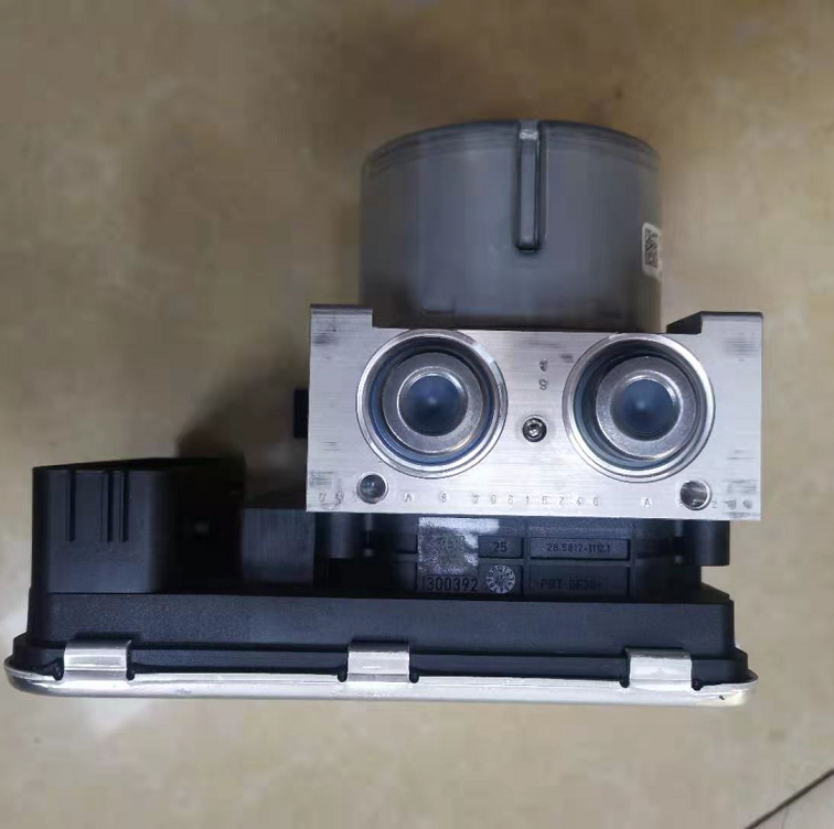 Оригинальный автономный Оригинальный насос volvo S60 2001 OEM 32214774 S60 2001 ABS для автомобильных запчастей volvo
