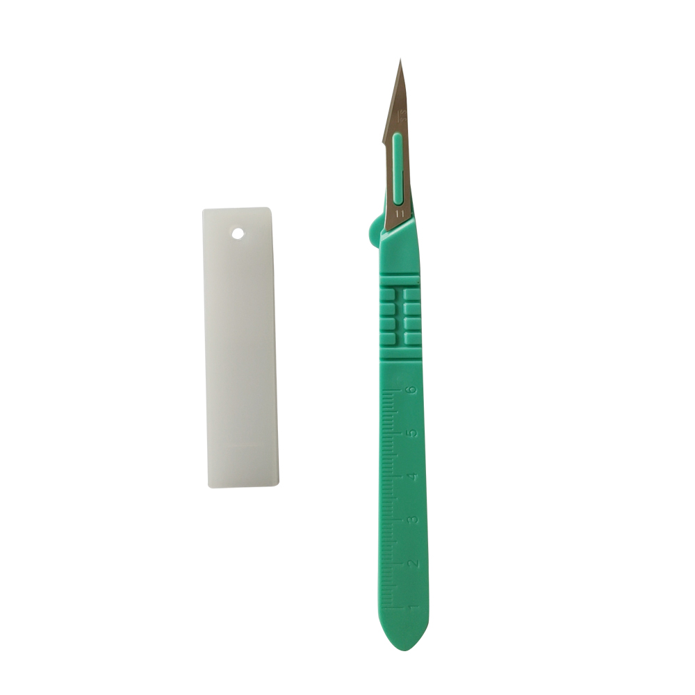 Disposable Surgical Scalpel with Plastic Handle and Stainless Steel Blade