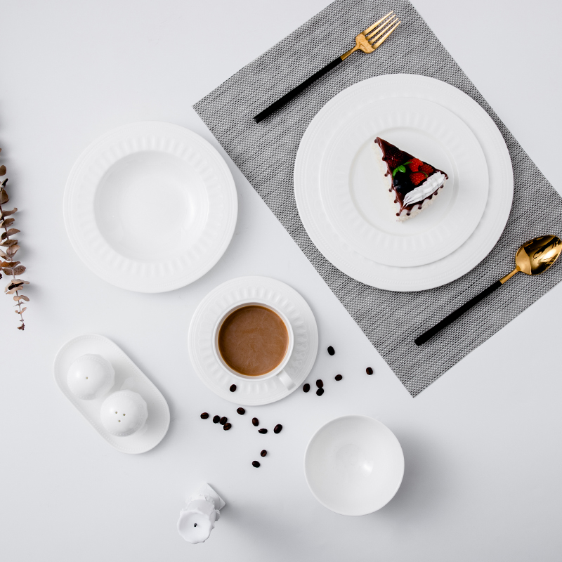 Luxury hotel restaurant food dishes plates dinnerware ceramic catering bone china white round dinner plates for 5 star hotel