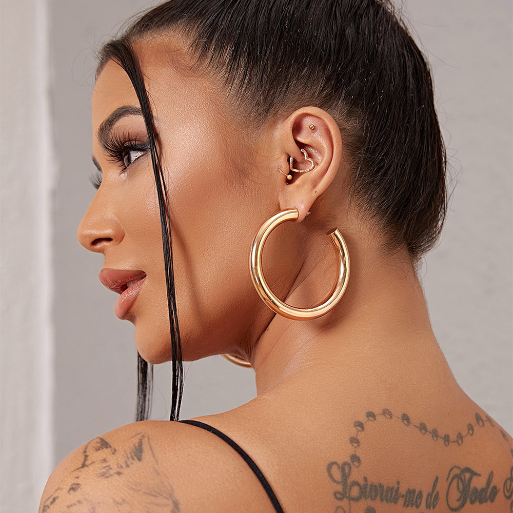 Korean Simple Design Copper Gold plated Jewelry Hollow Circle C Shaped Hoop Earrings For Women