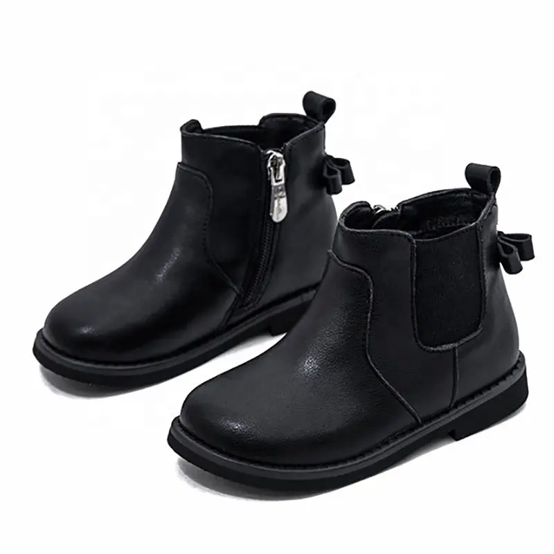Girls' 2021 autumn and winter new little girls short boots leather children's black soft-soled boots